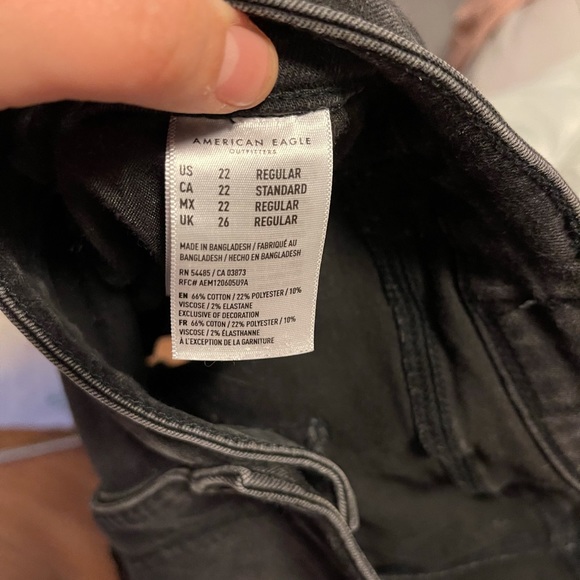 SUPER distressed black American eagle jeans size22 - Picture 4 of 4